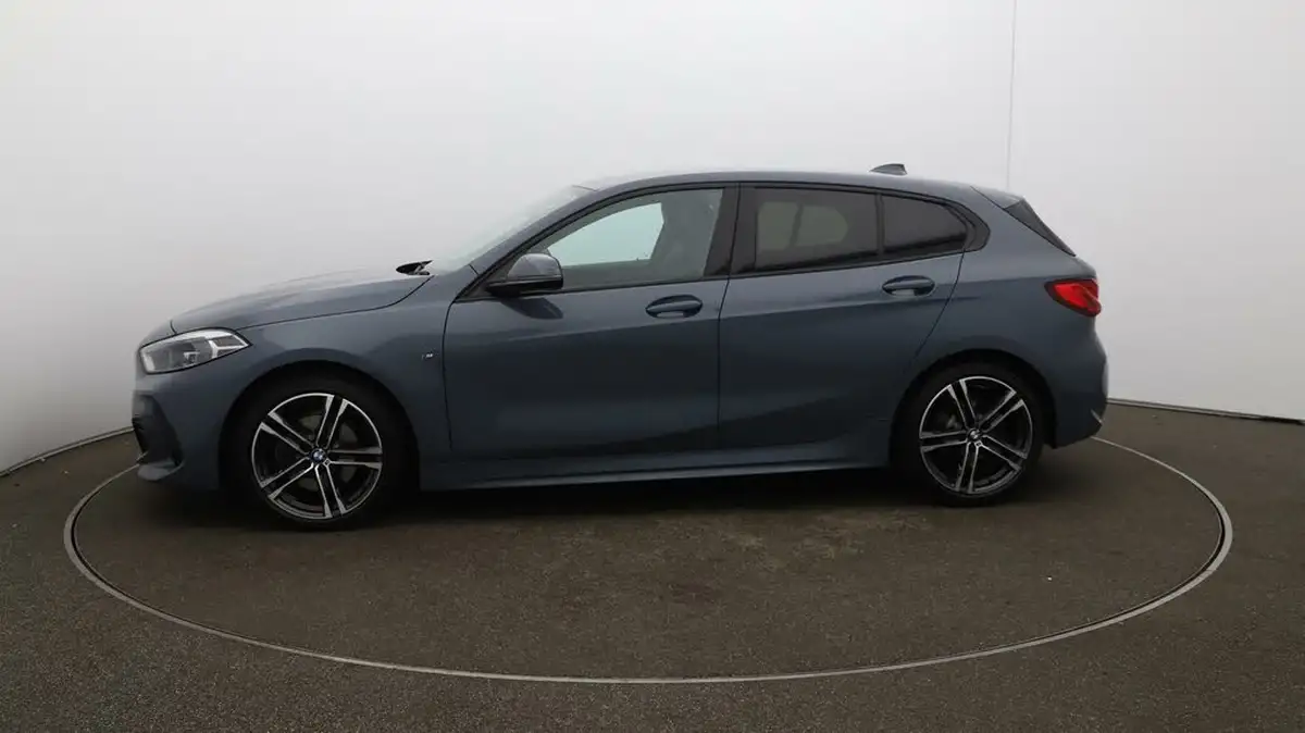 2022-bmw-1-series-15-118i-m-sport-lcp-dct-big-4