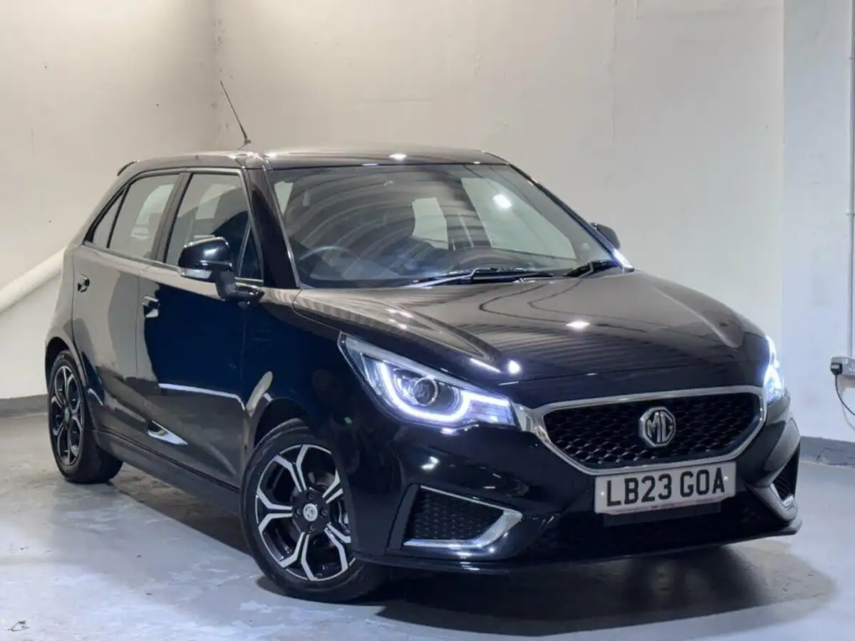 2023-mg-mg3-15-vti-tech-exclusive-nav-big-0