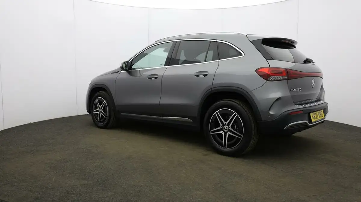 2021-mercedes-benz-eqa-e-eqa-250-amg-line-big-4
