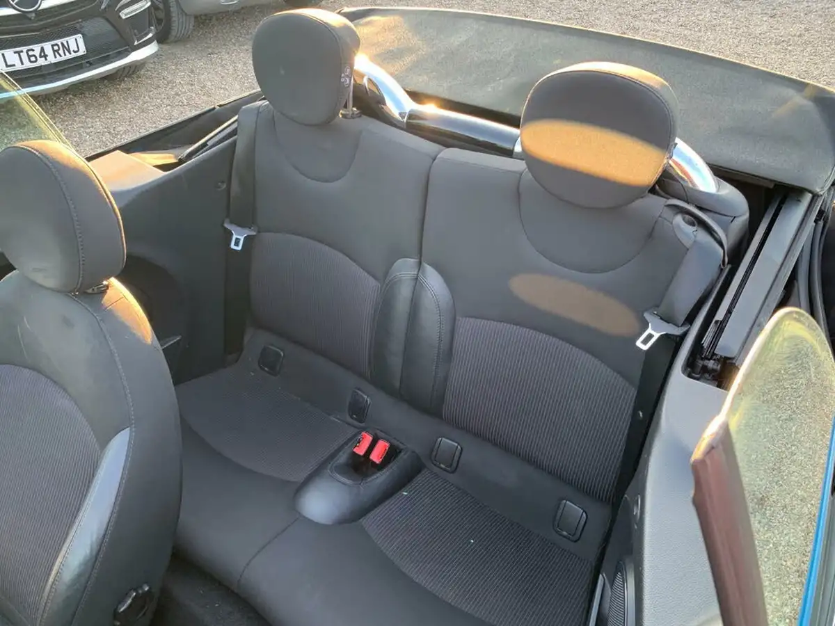 2013-mini-cooper-16-cooper-122bhp-convertible-2d-auto-big-39