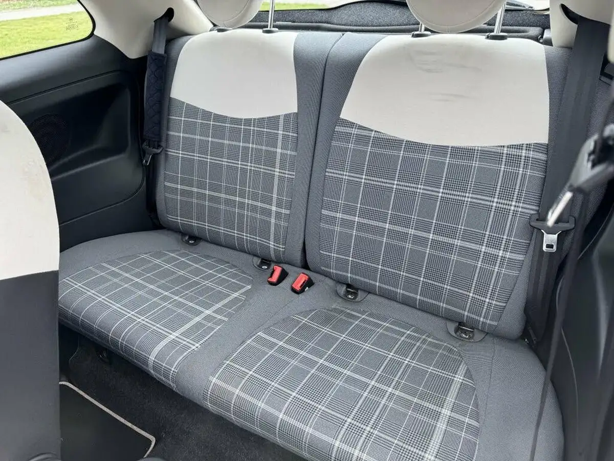 2020-fiat-500-10-lounge-big-21