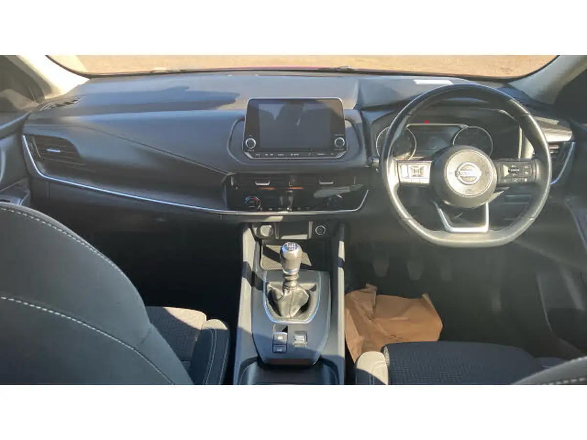 2022-nissan-qashqai-13-dig-t-acenta-premium-140ps-big-9