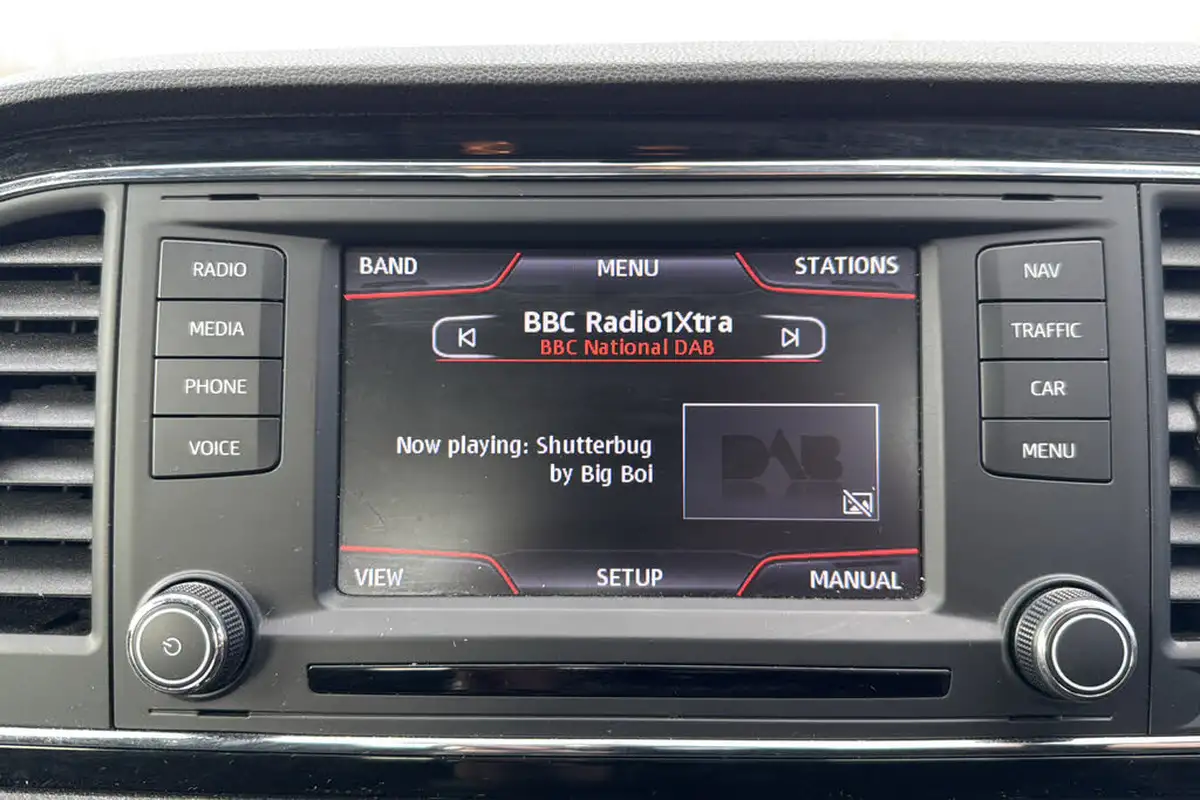 2014-seat-leon-16tdi-se-tech-pack-cr-105ps-ss-hatchback-5d-big-19