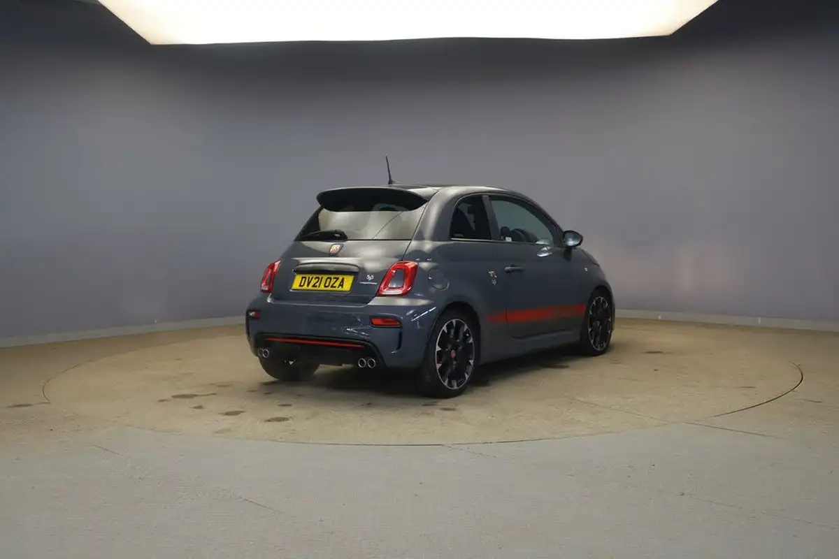 2021-abarth-595-14-tjet-competizione-big-4