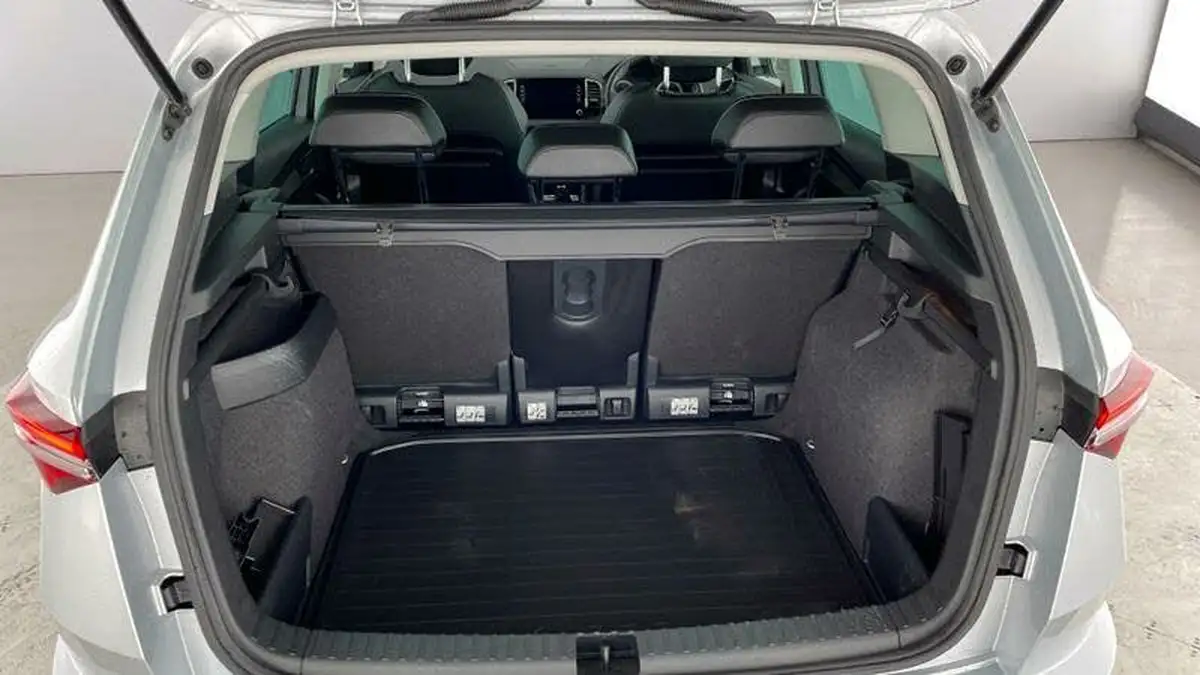 2022-skoda-karoq-10-tsi-se-l-big-31