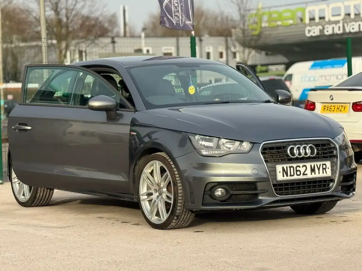 2013-audi-a1-16td-s-line-hatchback-3d-big-6