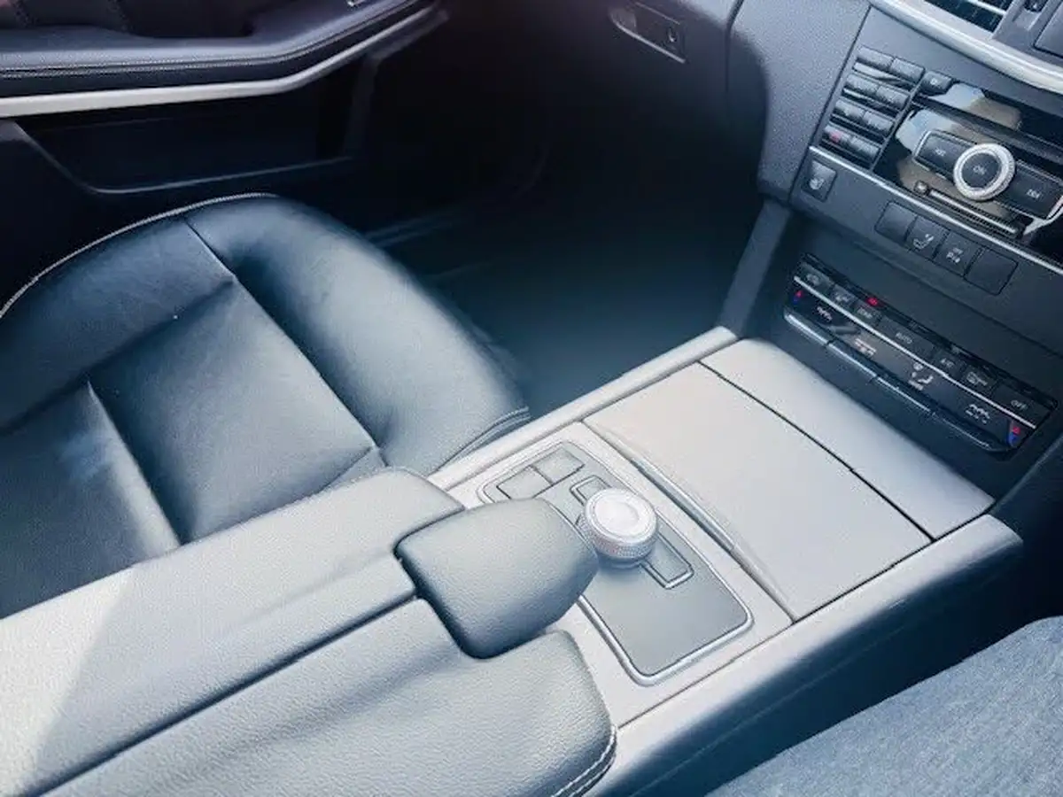 2011-mercedes-benz-e-class-30td-e350-cdi-sport-30cdi-265bhp-blue-f-saloon-4d-auto-big-23