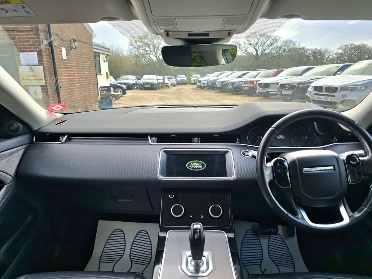 2019-land-rover-range-rover-evoque-20-d180-s-big-11