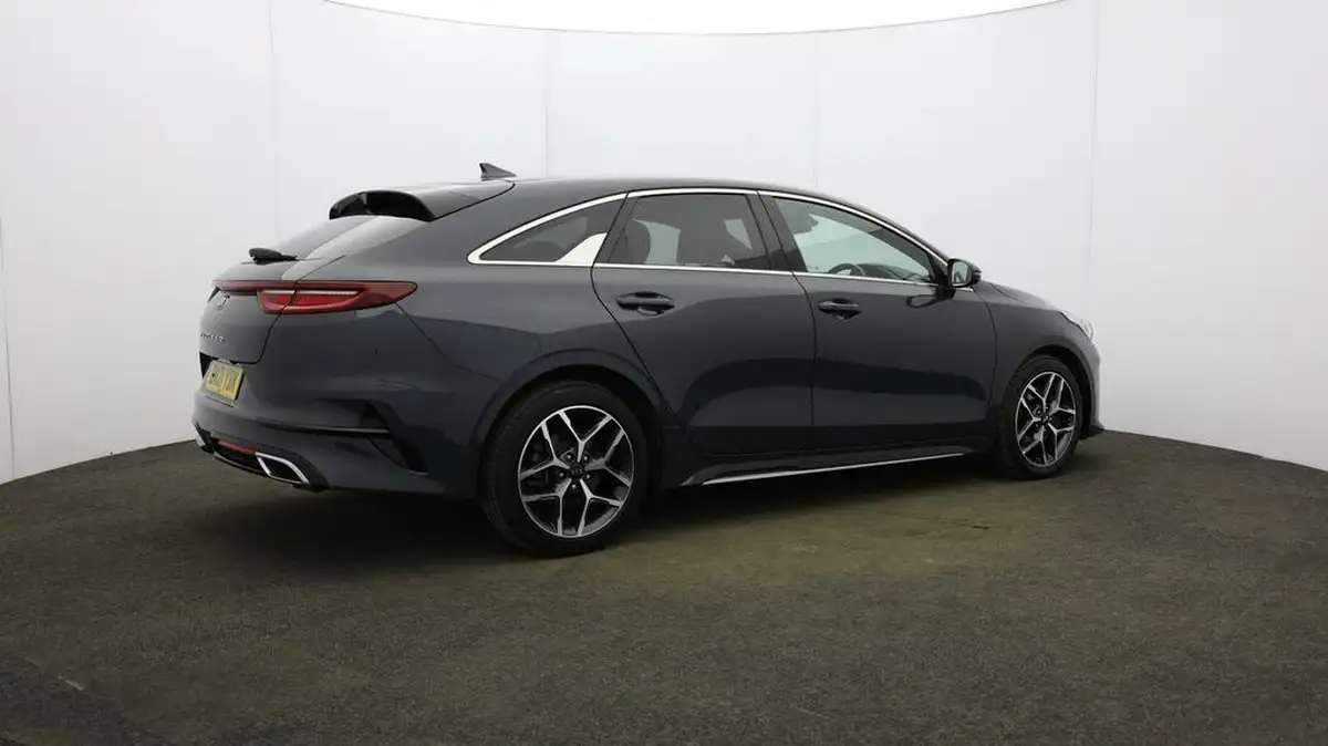 2021-kia-pro-ceed-15-t-gdi-gt-line-big-48