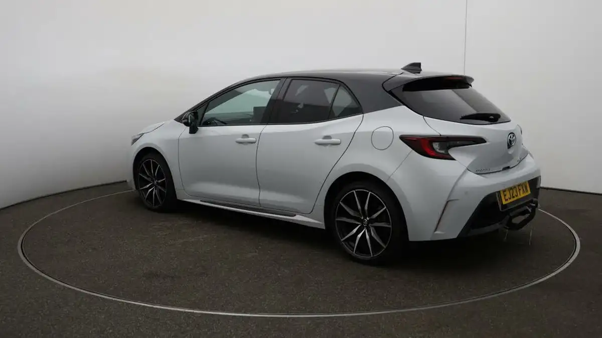 2023-toyota-corolla-18-vvt-i-gr-sport-138bhp-hatchback-big-5