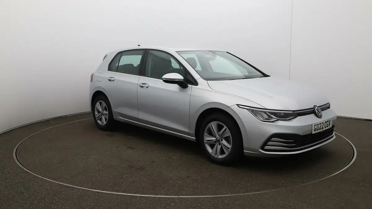 2022-volkswagen-golf-10-tsi-life-hatchback-big-36