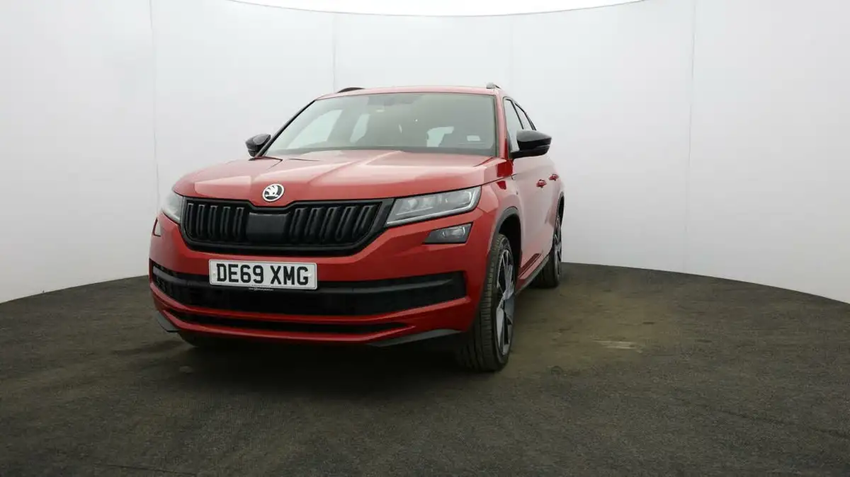 2019-skoda-kodiaq-20tdi-sportline-190ps-seats-scr-dsg-big-31