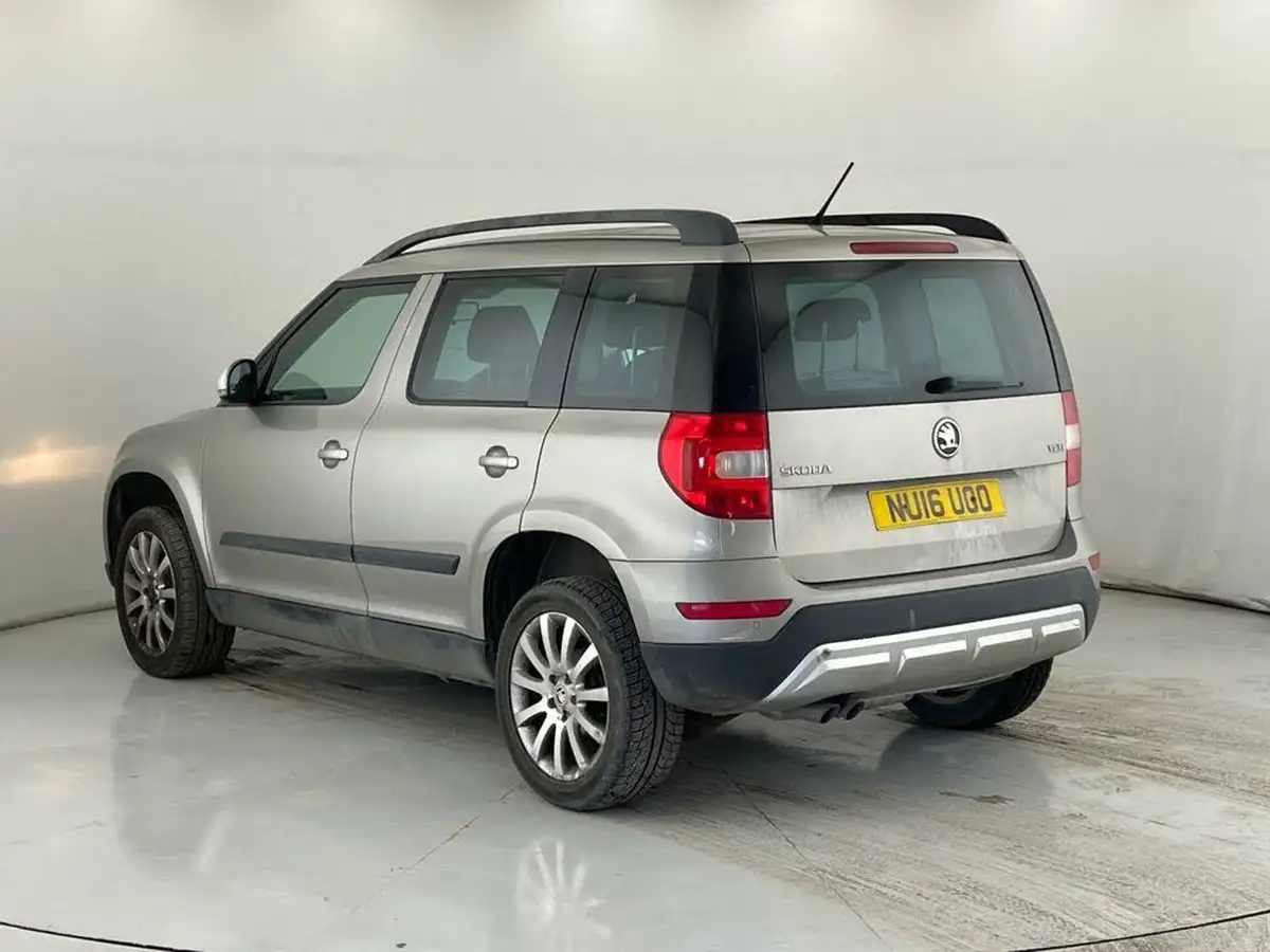 2016-skoda-yeti-outdoor-20tdi-scr-se-business-109ps-big-5