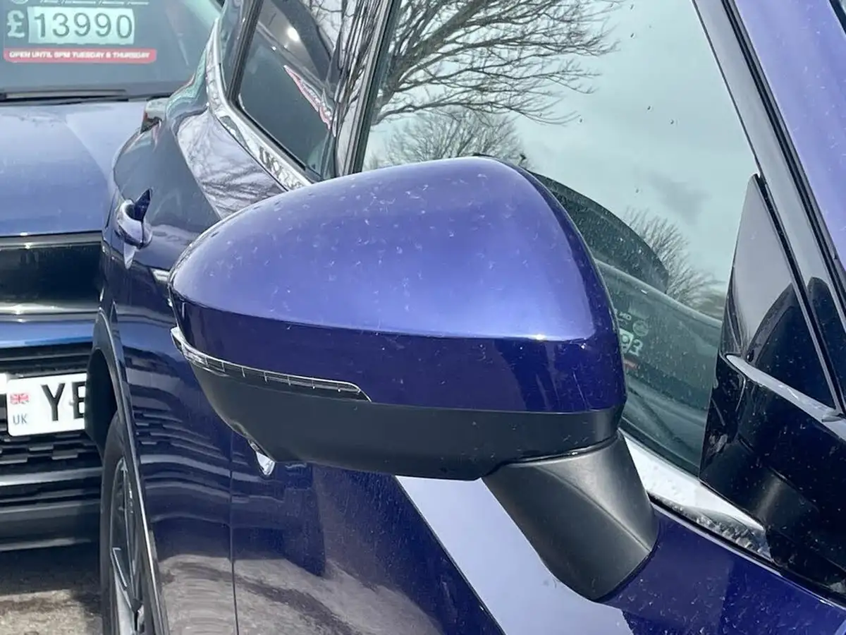 2023-nissan-qashqai-15-tekna-big-21