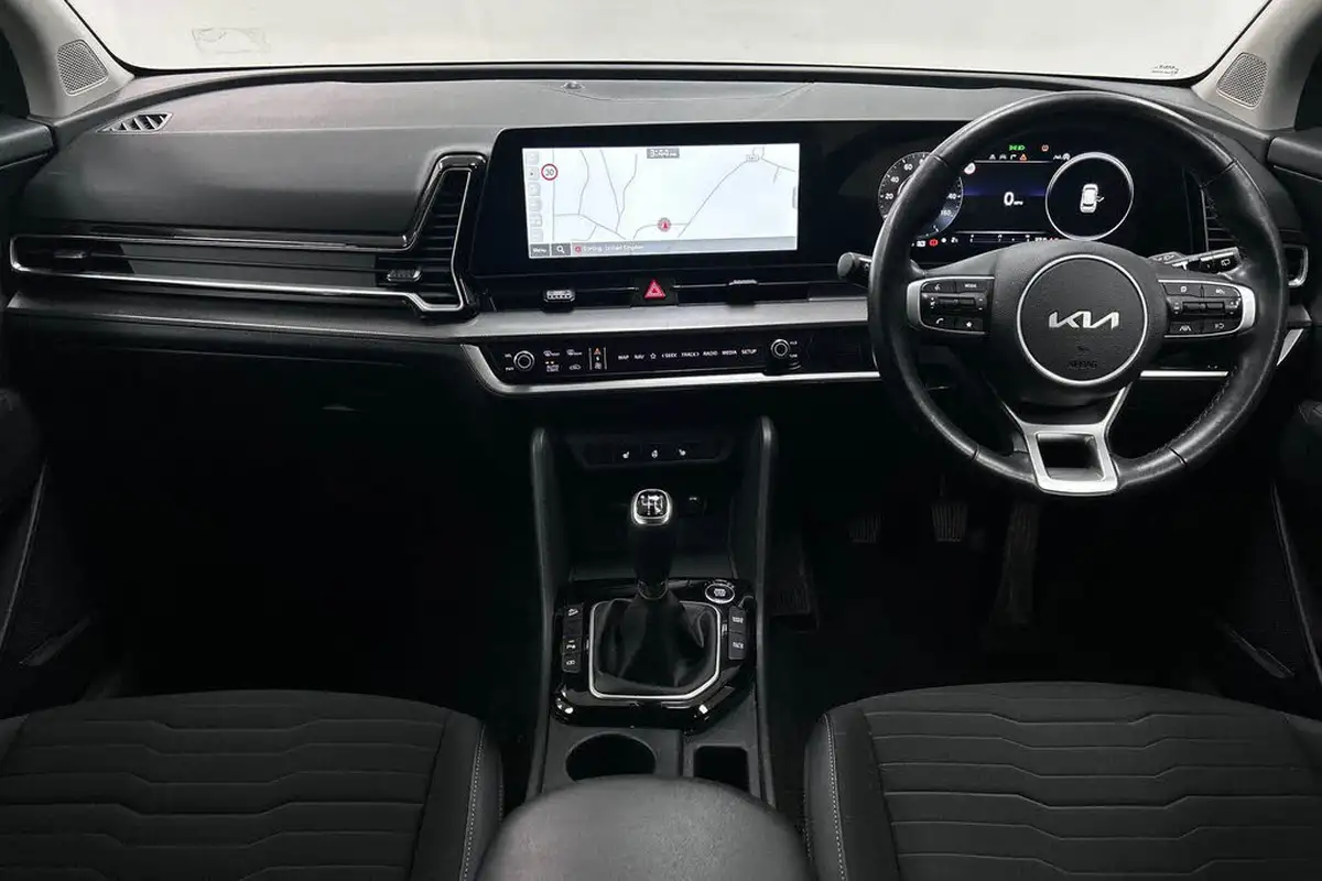 2022-kia-sportage-16-t-gdi-3-148bhp-1598cc-big-4