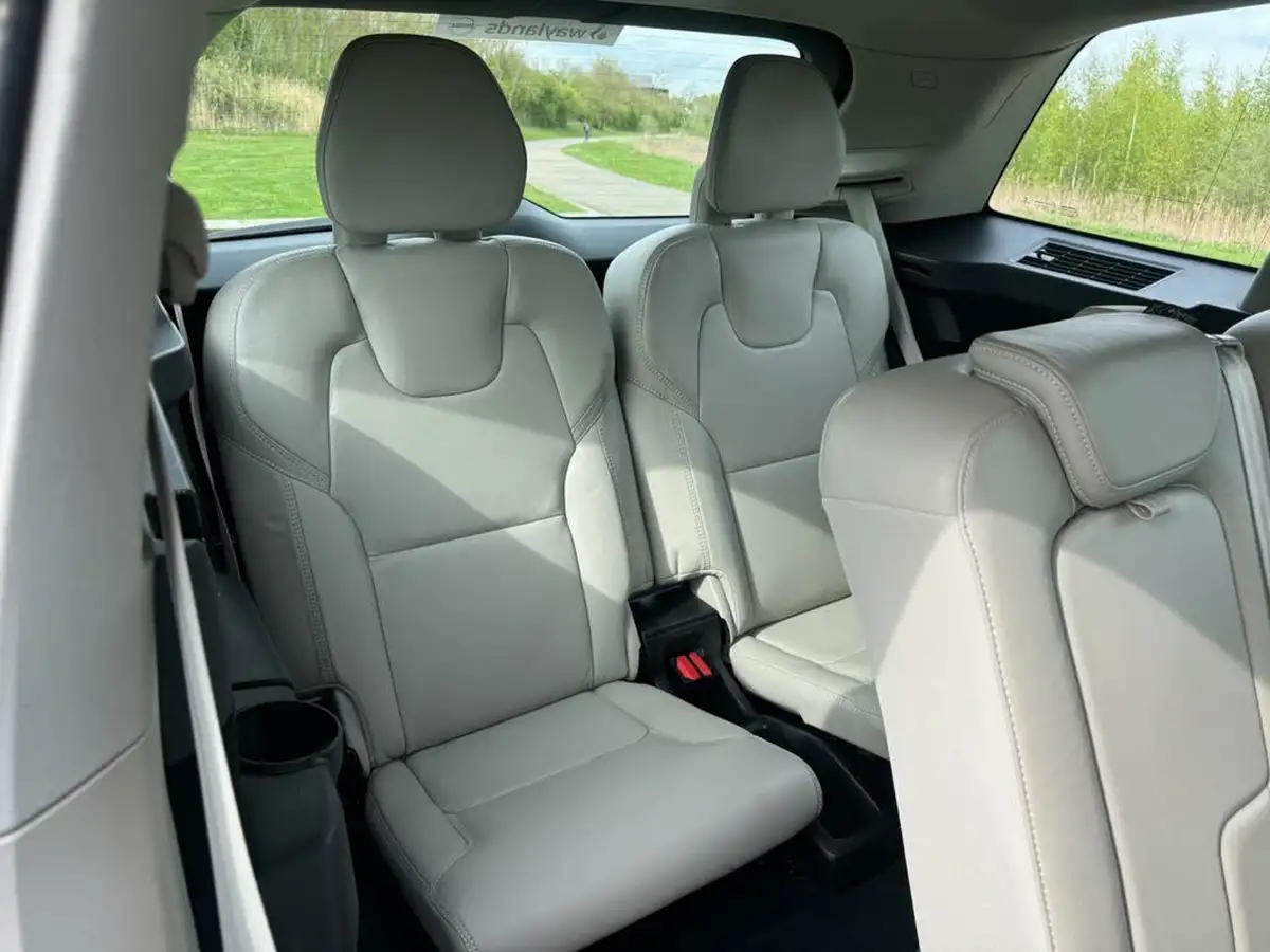 2019-volvo-xc90-20td-b5-momentum-pro-big-15