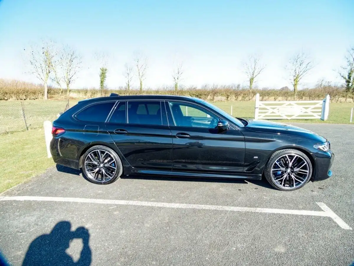 2023-bmw-5-series-20td-520d-m-sport-mht-touring-5d-big-22