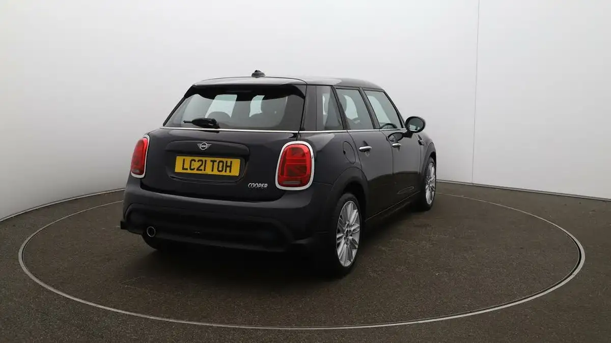 2021-mini-cooper-15-cooper-exclusive-hatchback-5d-big-46