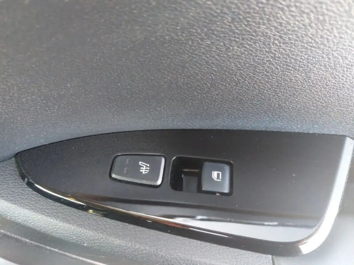 2022-kia-sportage-16-t-gdi-3-148bhp-1598cc-big-9