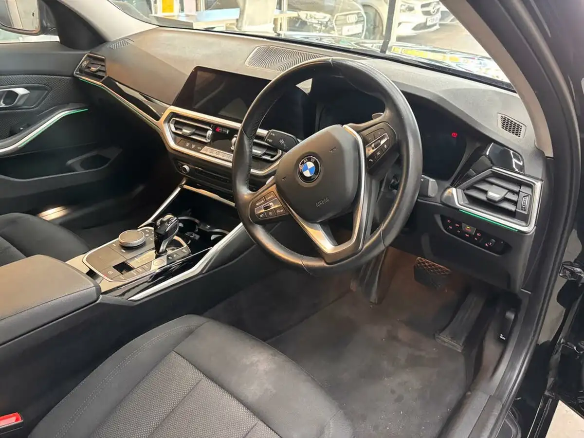 2021-bmw-3-series-20-330e-se-pro-saloon-4d-big-35