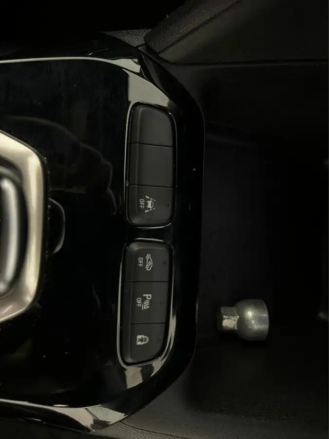 2021-vauxhall-corsa-e-sri-premium-big-23