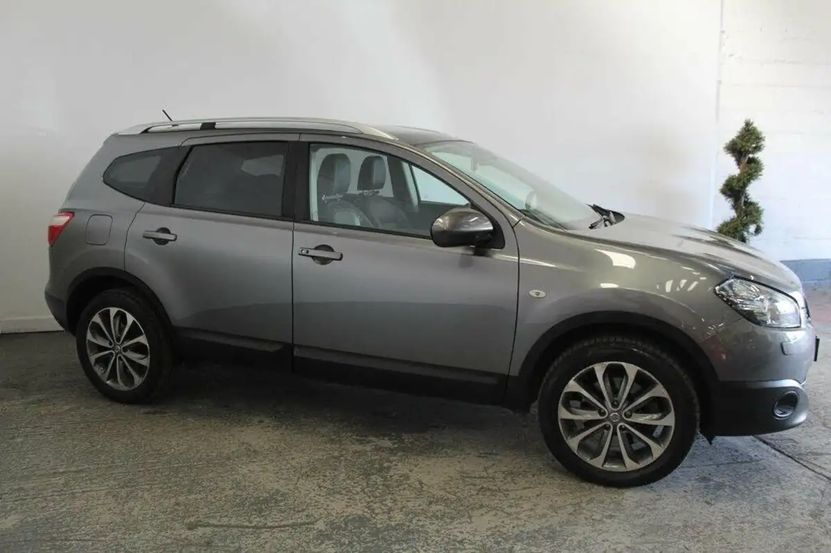 2011-nissan-qashqai2-16td-tekna-ss-4wd-big-2