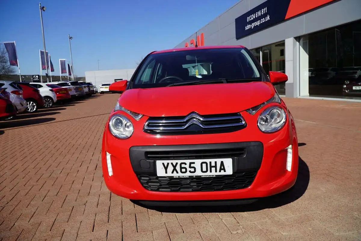 2015-citroen-c1-12-puretech-feel-5d-big-1
