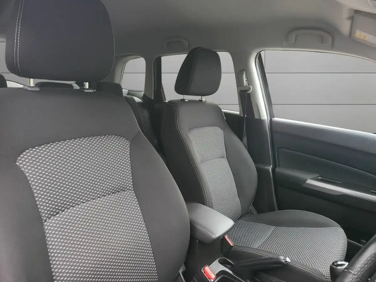 2020-suzuki-vitara-14-boosterjet-sz-t-129ps-mild-hybrid-big-10