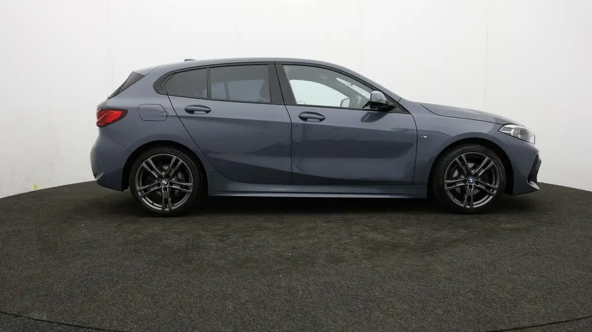 2021-bmw-1-series-15-118i-m-sport-big-30