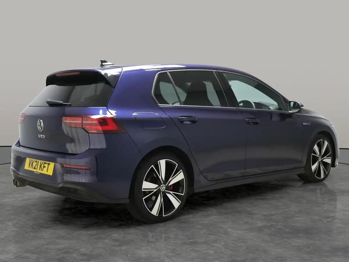 2021-volkswagen-golf-20tdi-gtd-big-8