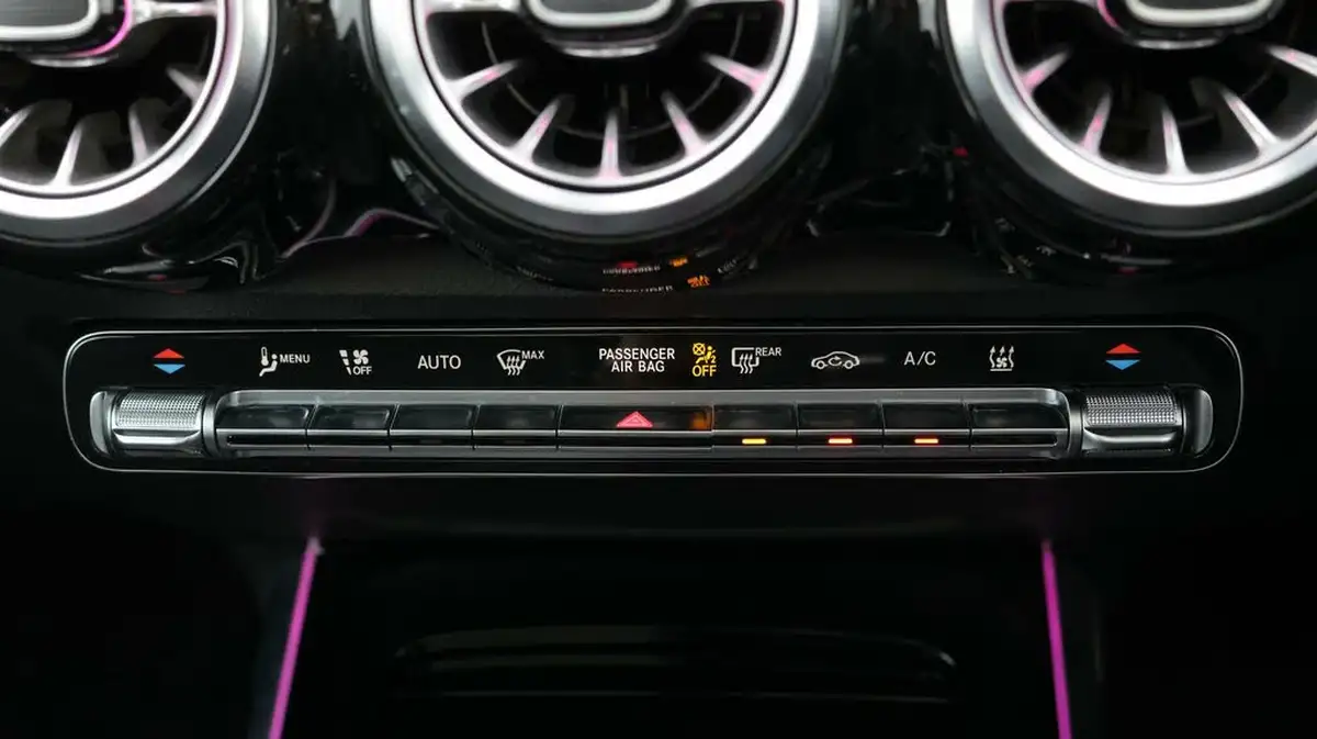 2023-mercedes-benz-eqb-e-350-amg-line-premium-big-12