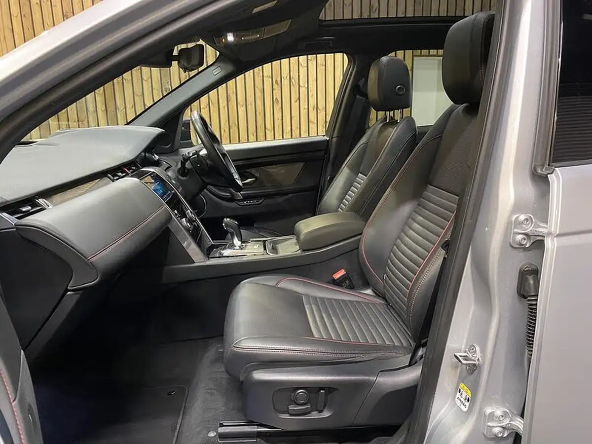 2020-land-rover-discovery-sport-big-3