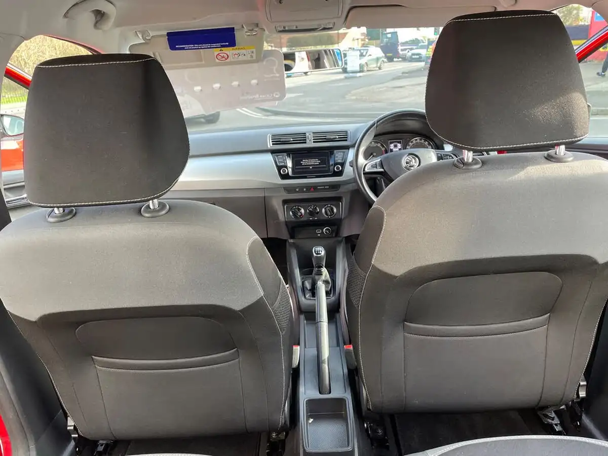 2019-skoda-fabia-10-mpi-colour-edition-75ps-ss-big-13
