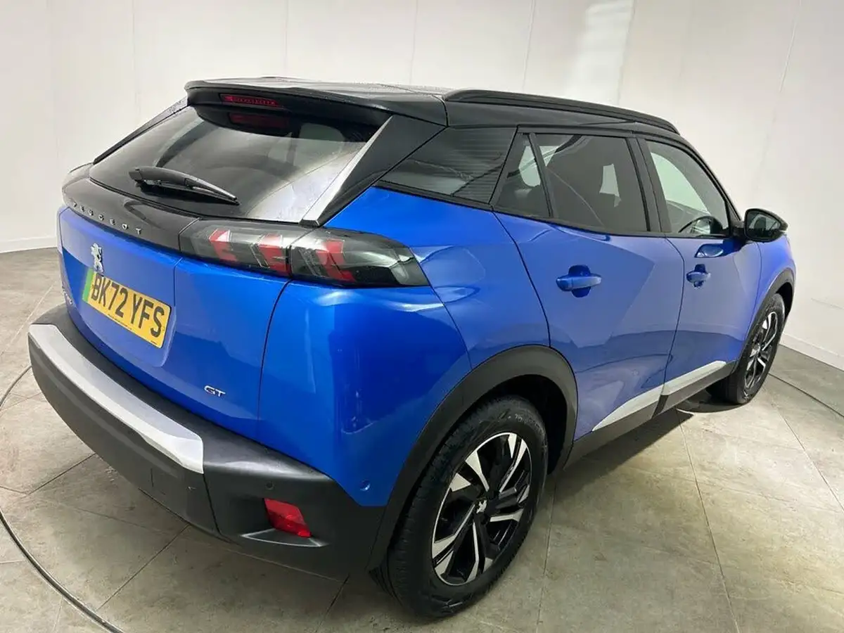 2021-peugeot-2008-suv-e-gt-big-3