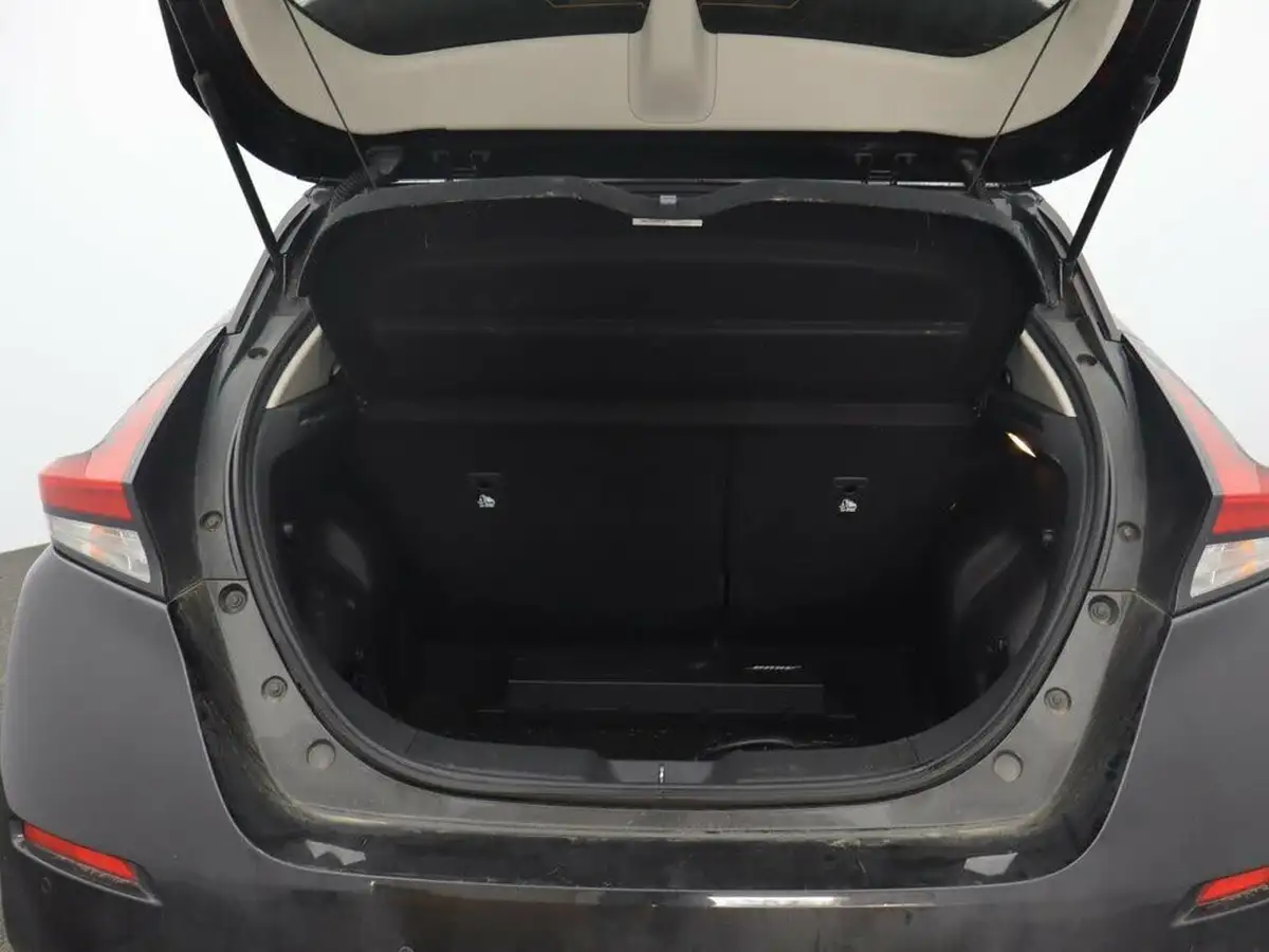 2021-nissan-leaf-e-e-tekna-big-22