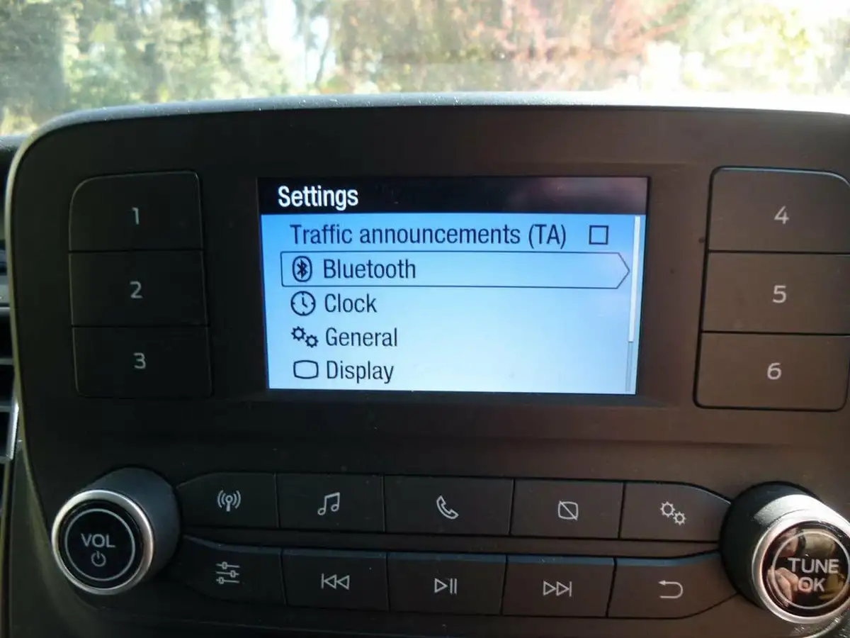 2022-ford-transit-20tdci-350-l3h2-leader-with-ac-chiller-big-37