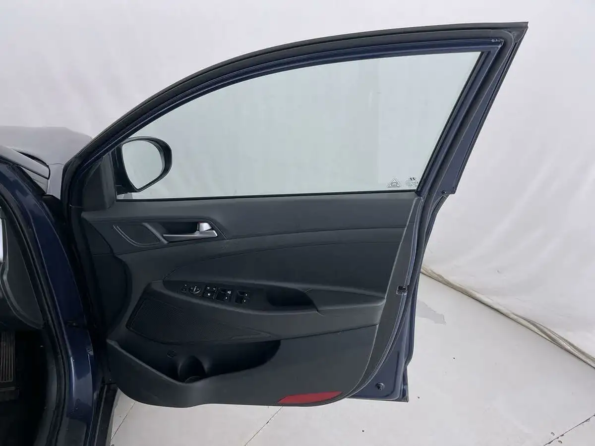 2017-hyundai-tucson-16-gdi-blue-drive-s-big-19