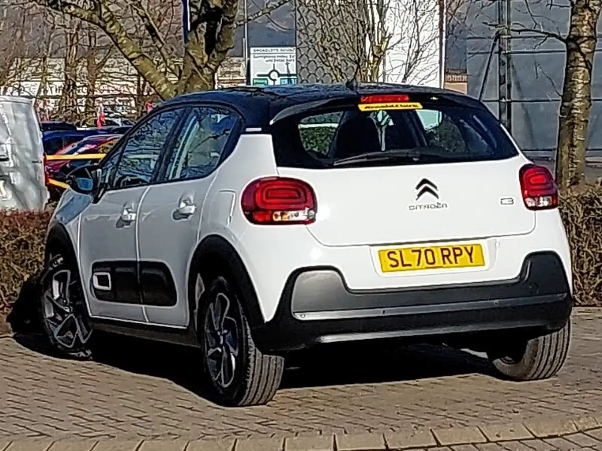 2020-citroen-c3-12-puretech-flair-83ps-big-1