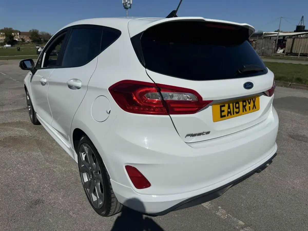 2019-ford-fiesta-10t-st-line-x-125ps-5d-big-33