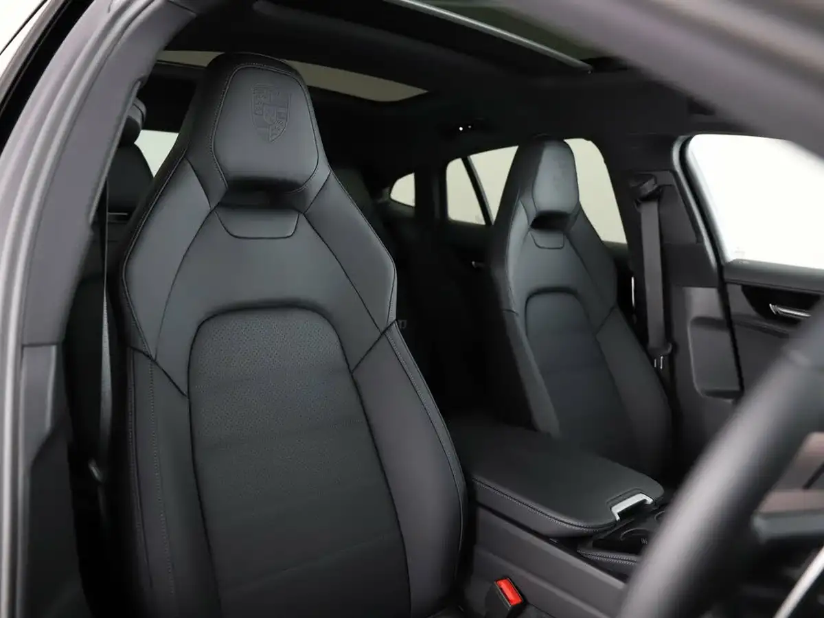 2024-porsche-panamera-30-4-e-hybrid-470ps-hatchback-big-12
