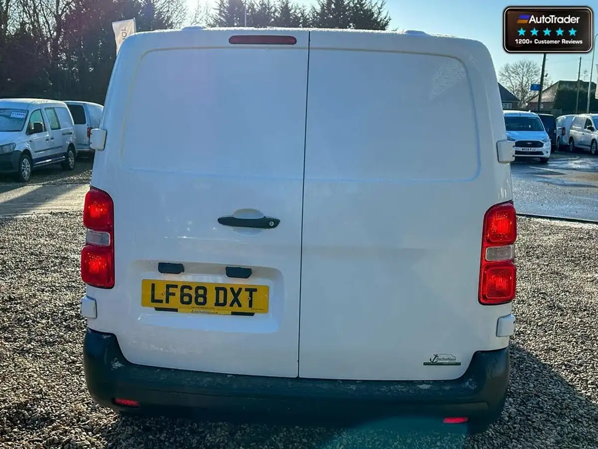 2018-citroen-dispatch-16bluehdi-x-m-1000-115pseu6-ss-big-6