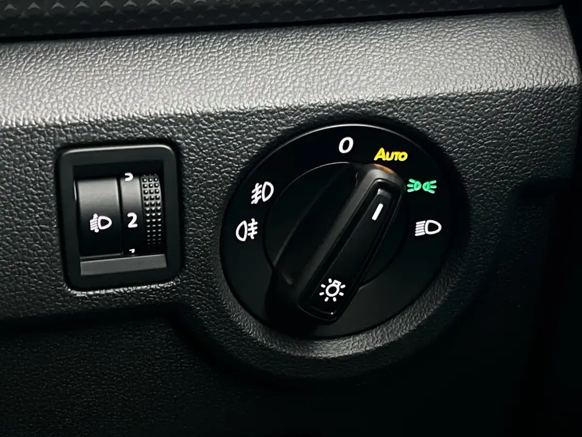 2023-volkswagen-t-cross-10-tsi-se-110ps-dsg-big-22