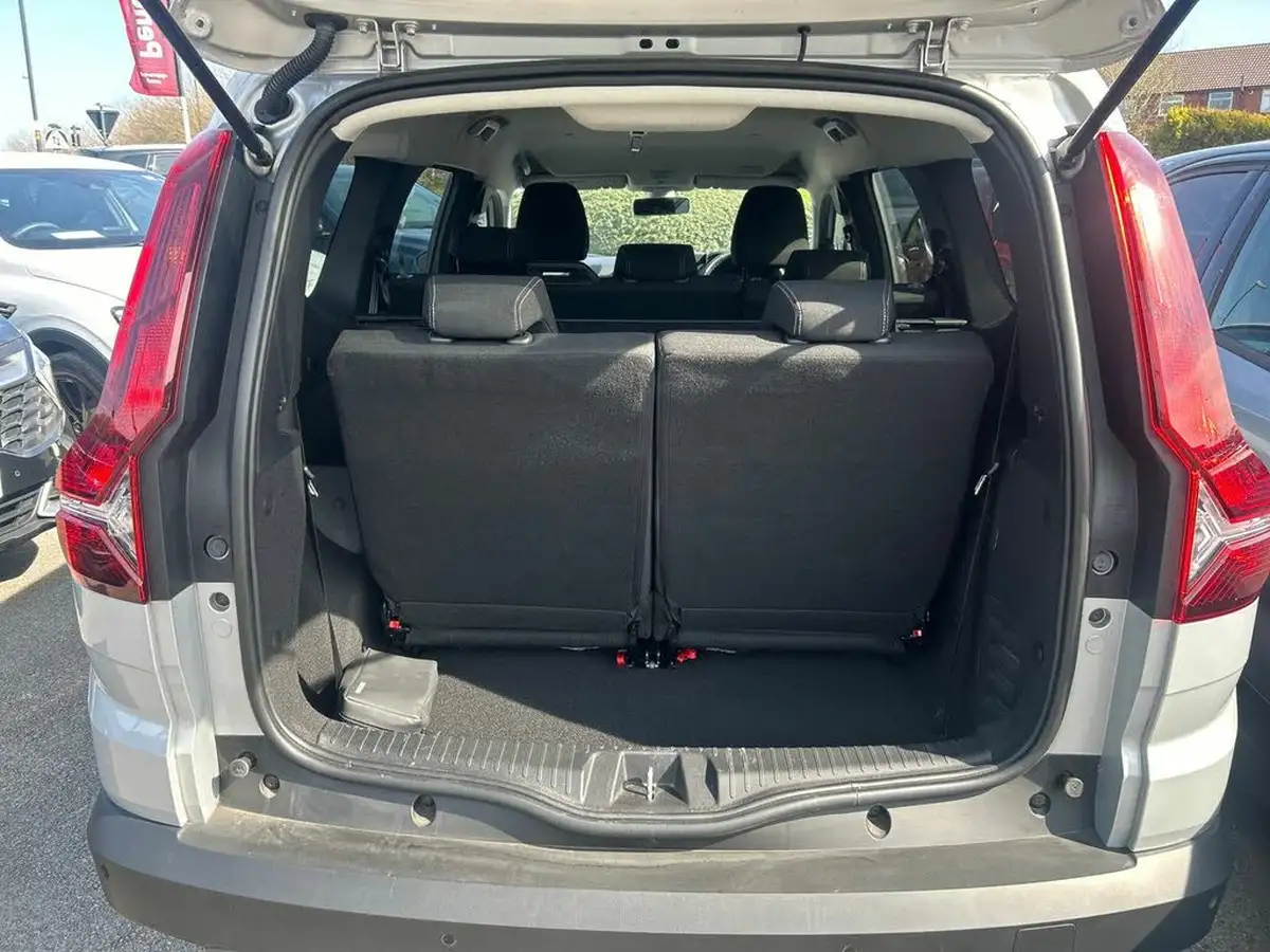 2023-dacia-jogger-10-tce-extreme-se-big-9