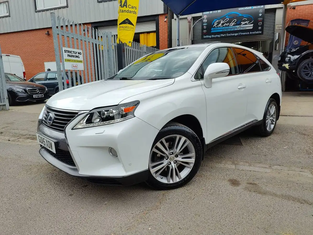 2015-lexus-rx-450h-35-advance-sun-big-2
