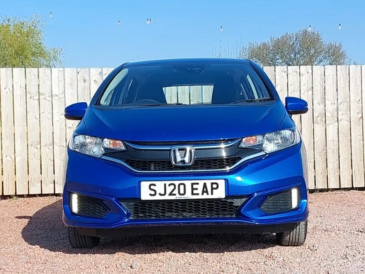 2020-honda-jazz-13-i-vtec-s-big-18