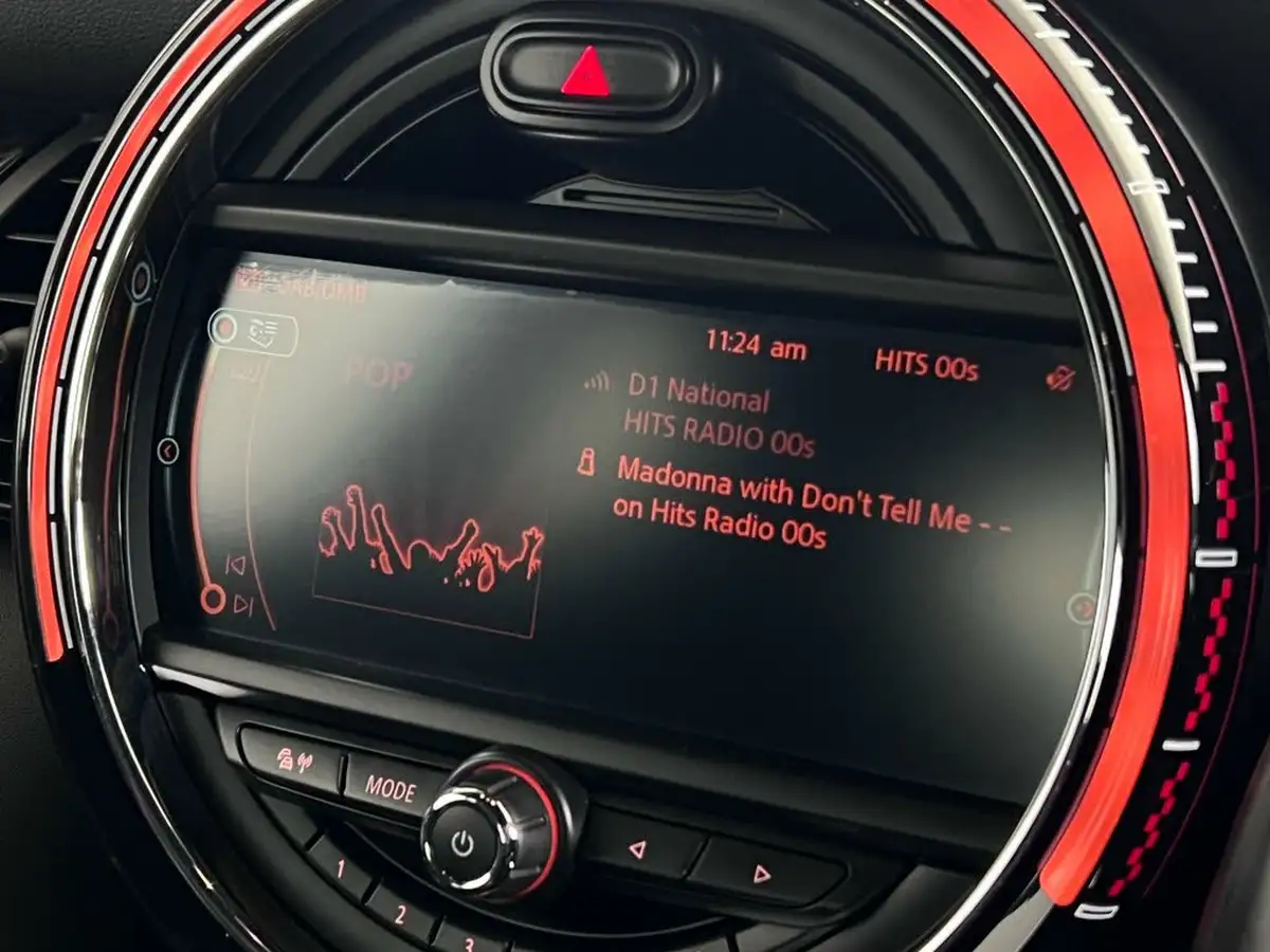 2017-mini-cooper-20-john-cooper-works-ss-hatchback-3d-big-24