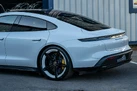 2020-porsche-taycan-e-turbo-s-small-24