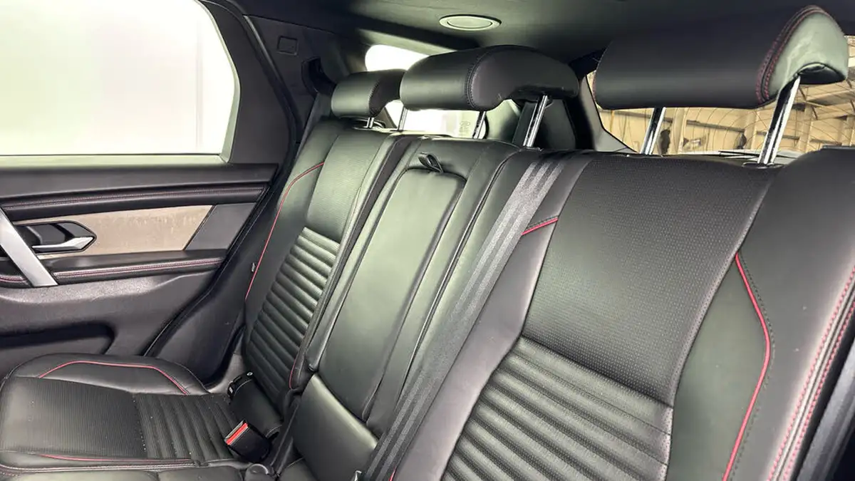 2019-land-rover-discovery-sport-20-d180-r-dynamic-hse-big-13