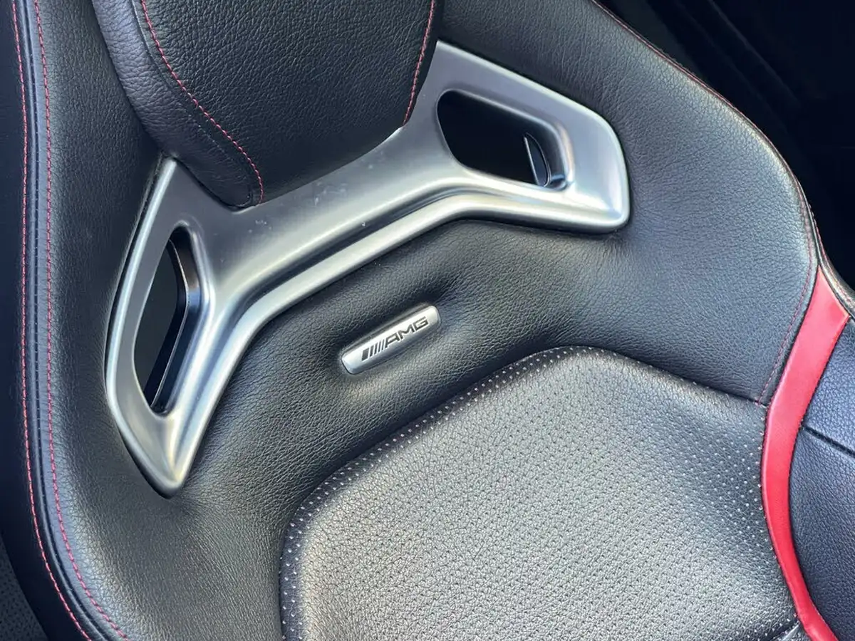 2020-tesla-model-3-e-performance-big-15