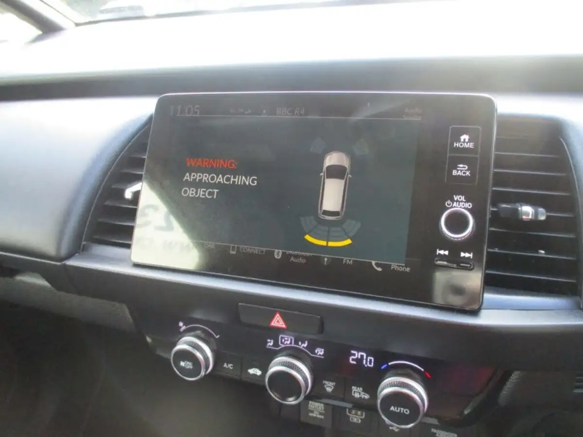 2021-honda-jazz-15-i-mmd-sr-109ps-big-12